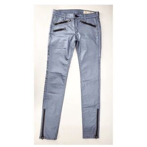 Rag and Bone Skinny Jeans with zipper leg size 25.
